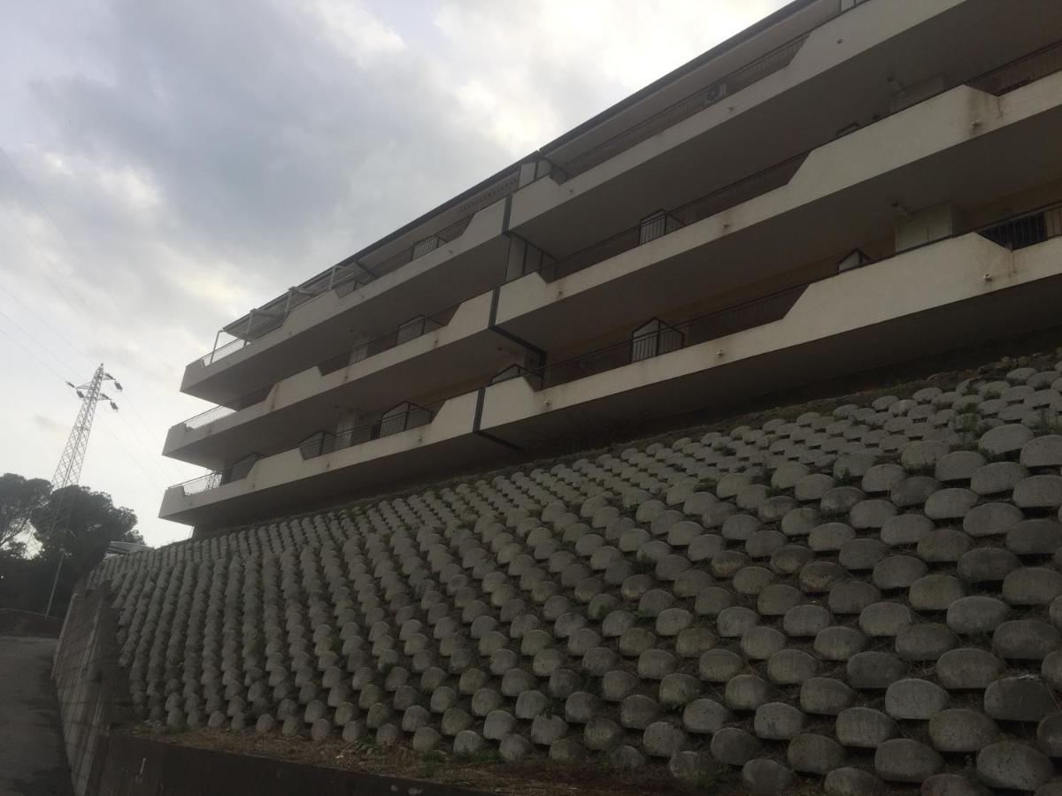 Appartement Casa Vacanze, A Due Passi Da Taormina à Letojanni Extérieur photo